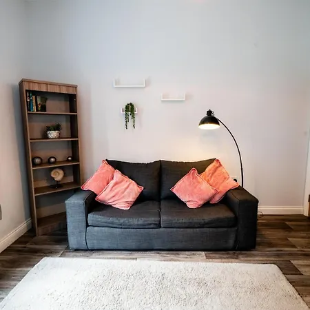 Free Parking | Smart Tv | 4 Guests Apartment Swansea Room photo