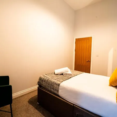 Free Parking | Smart Tv | 4 Guests Apartment Swansea Room photo
